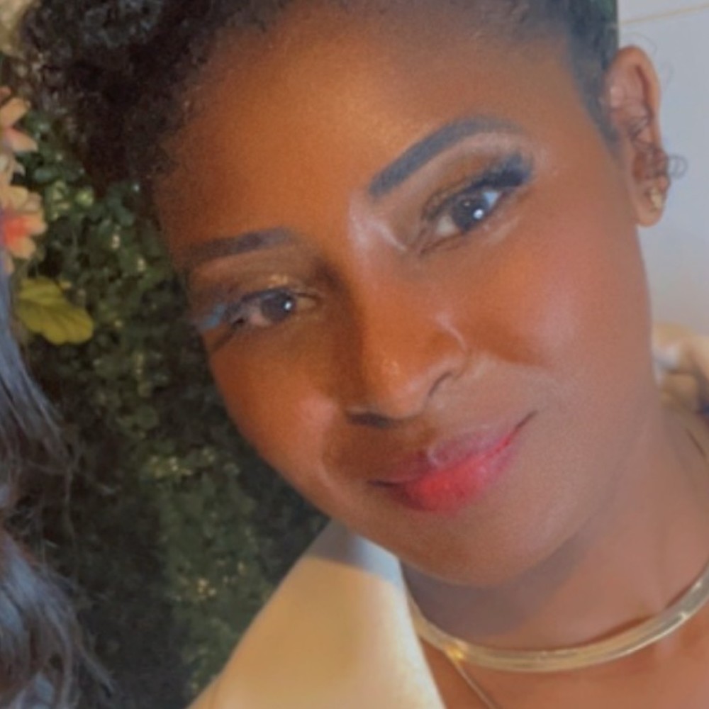 Meet your Posher, Daphnee